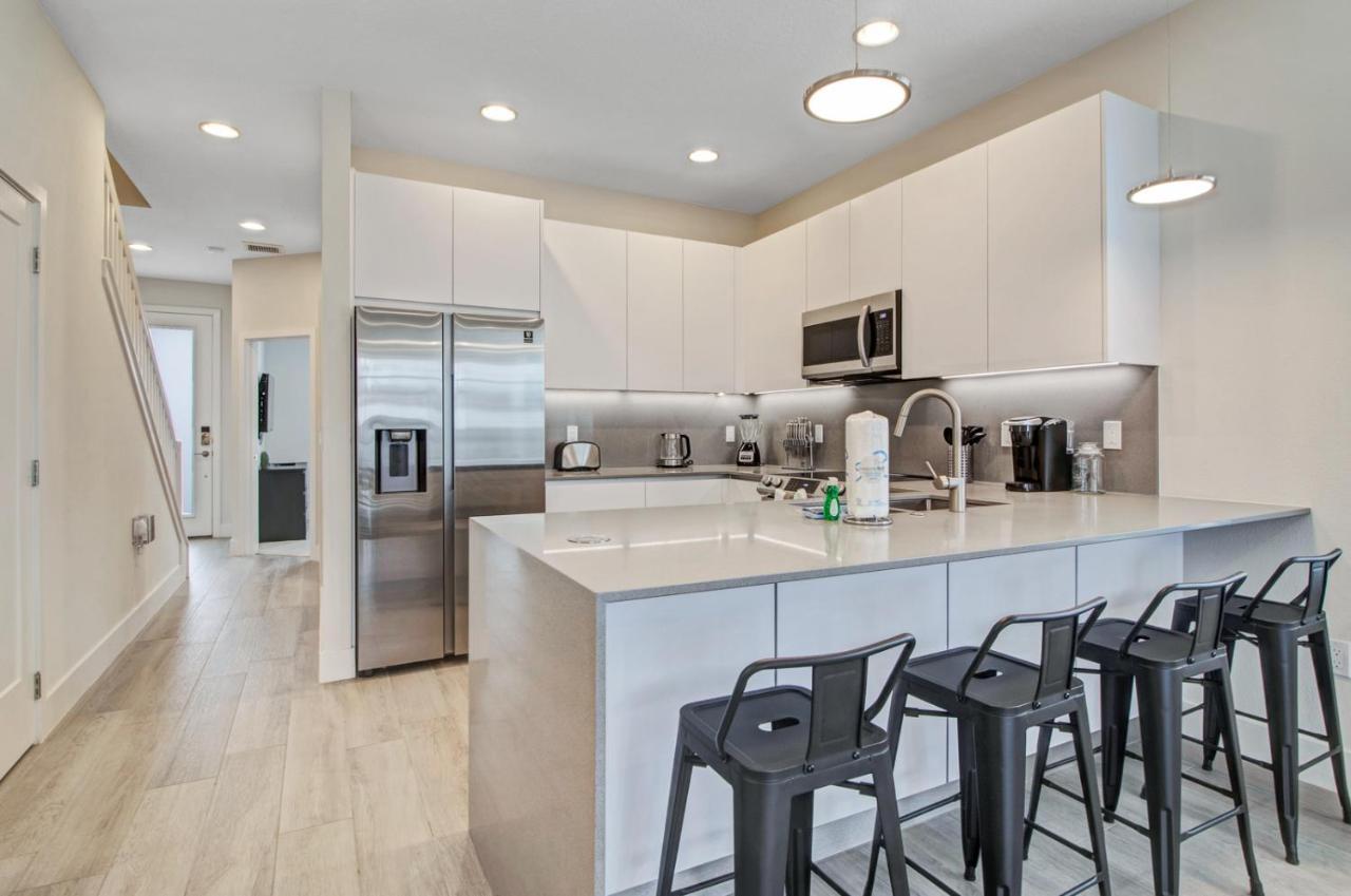אורלנדו Modern Townhouse Near Disney With Heated Pool מראה חיצוני תמונה