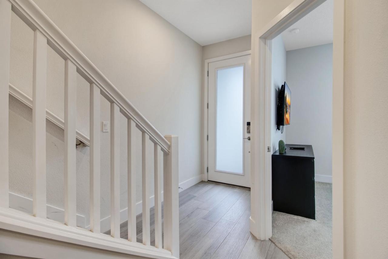 אורלנדו Modern Townhouse Near Disney With Heated Pool מראה חיצוני תמונה